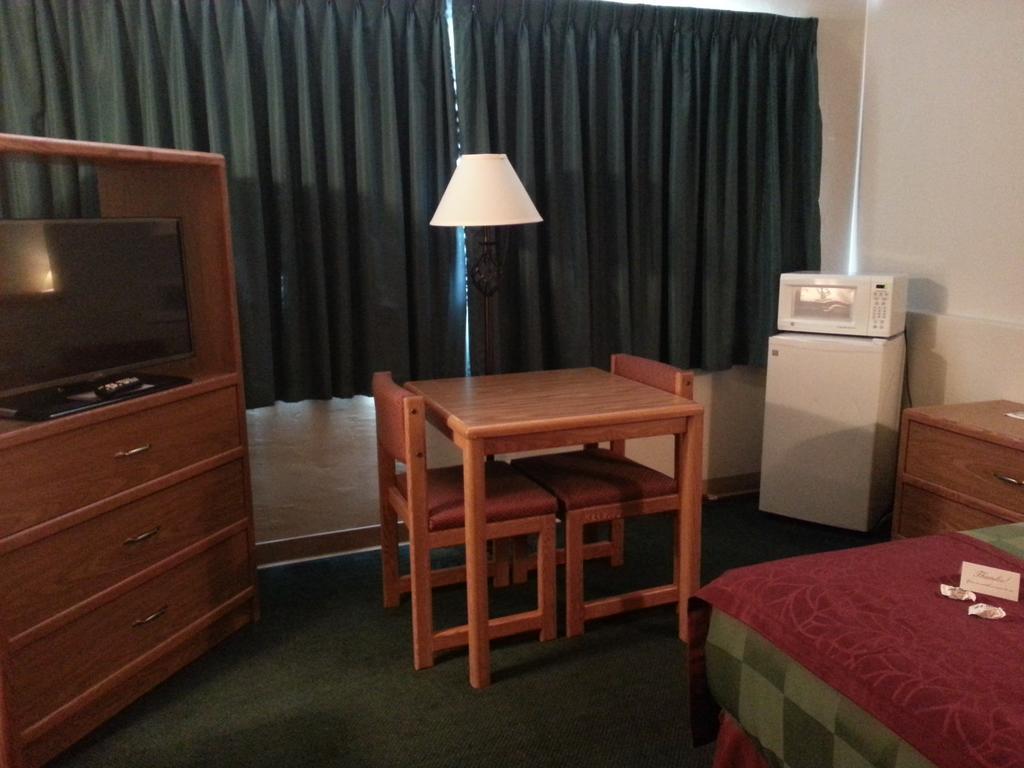 Mid Town Motel Great Falls Ruang foto