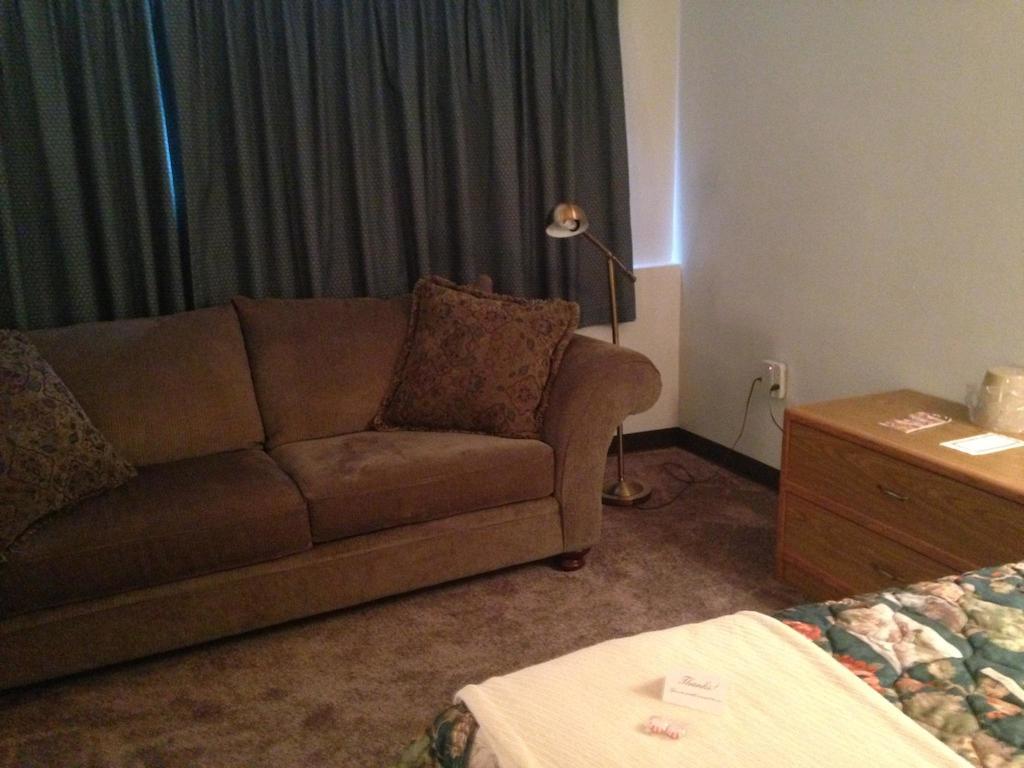 Mid Town Motel Great Falls Bagian luar foto