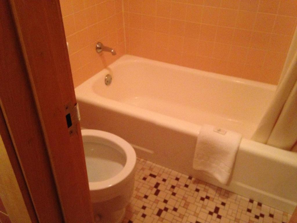 Mid Town Motel Great Falls Bagian luar foto
